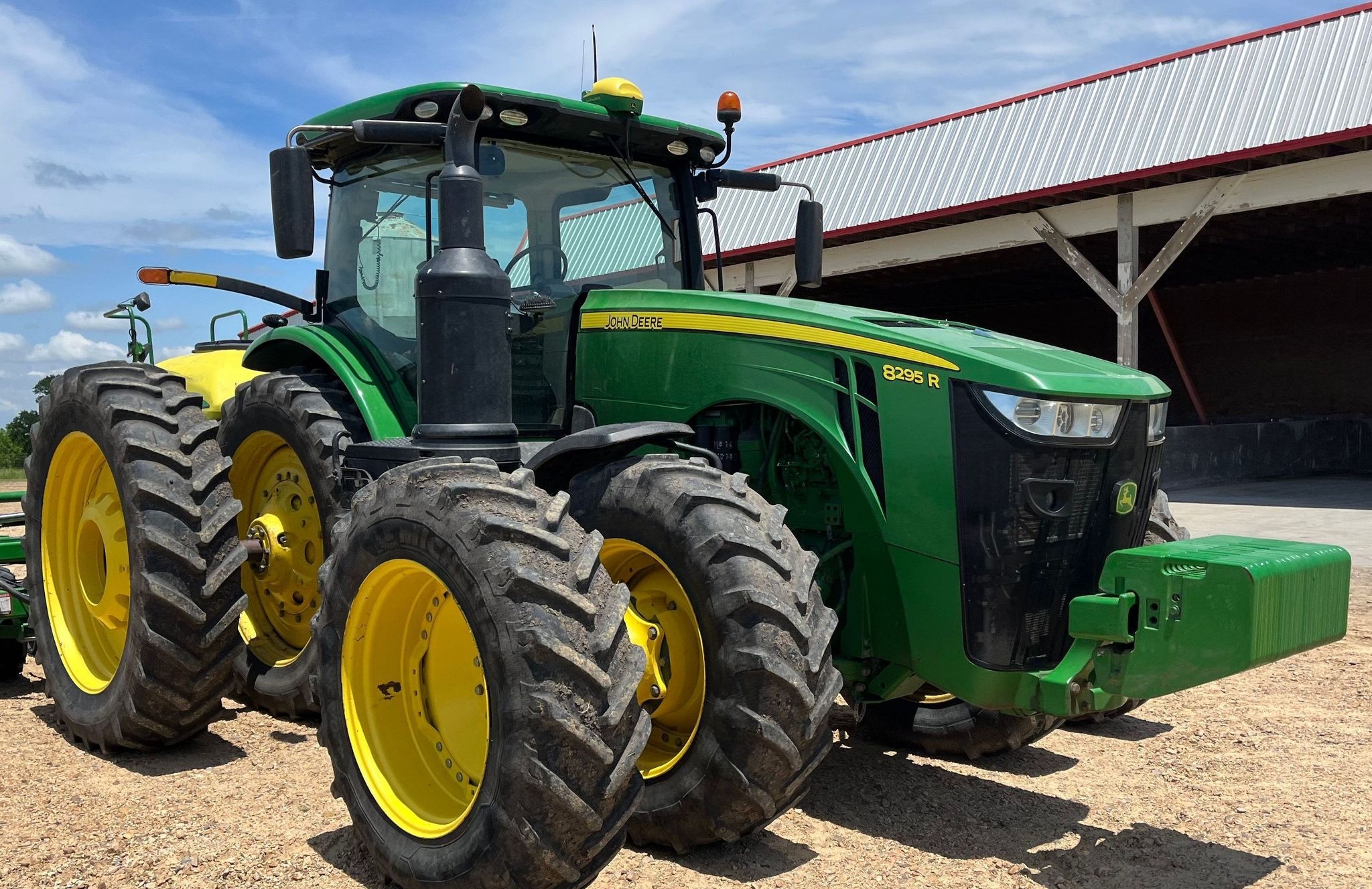 2017 John Deere 8295R MFWD