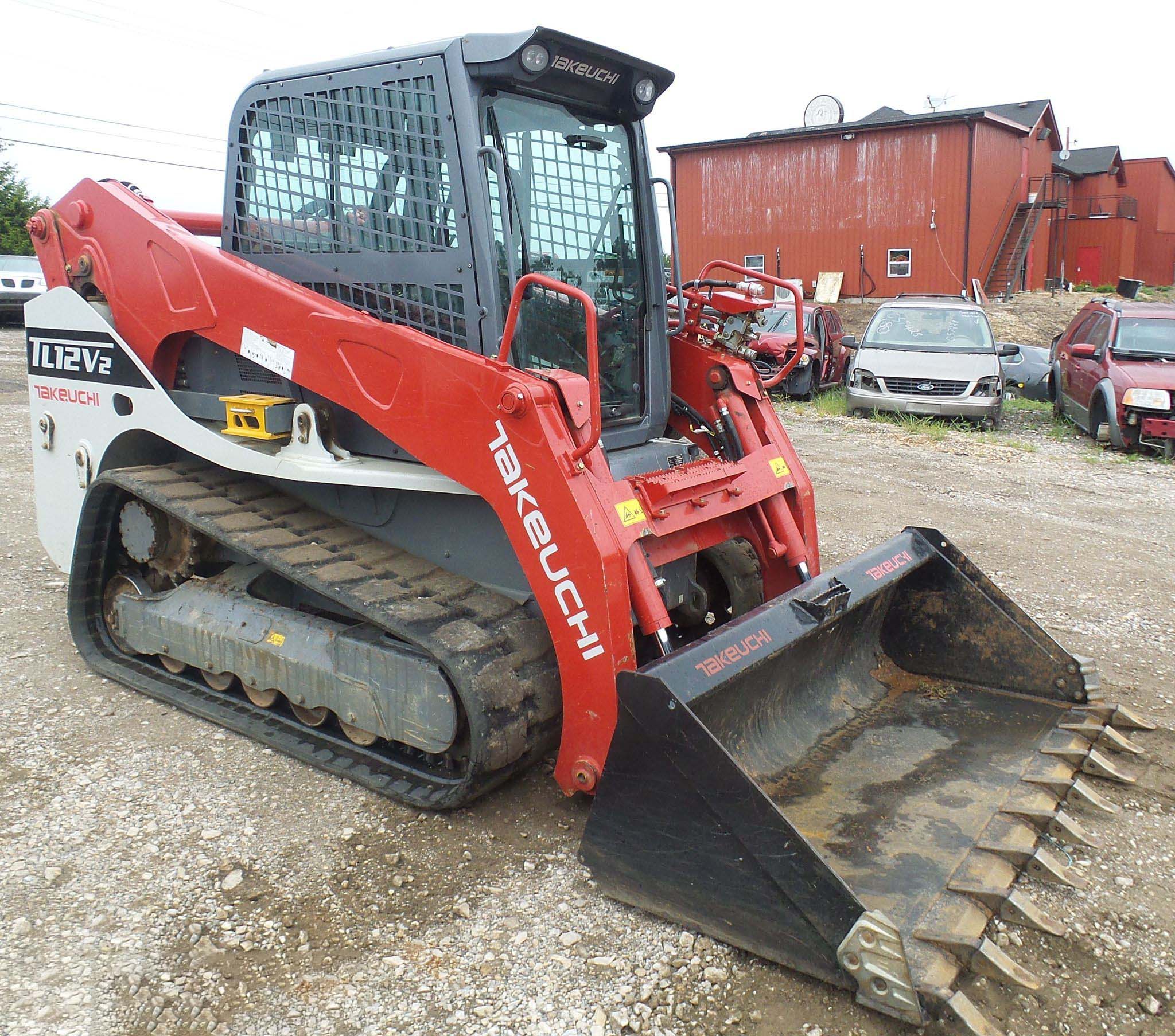 2019 Takeuchi TL12V-2 tracked skid steer loader